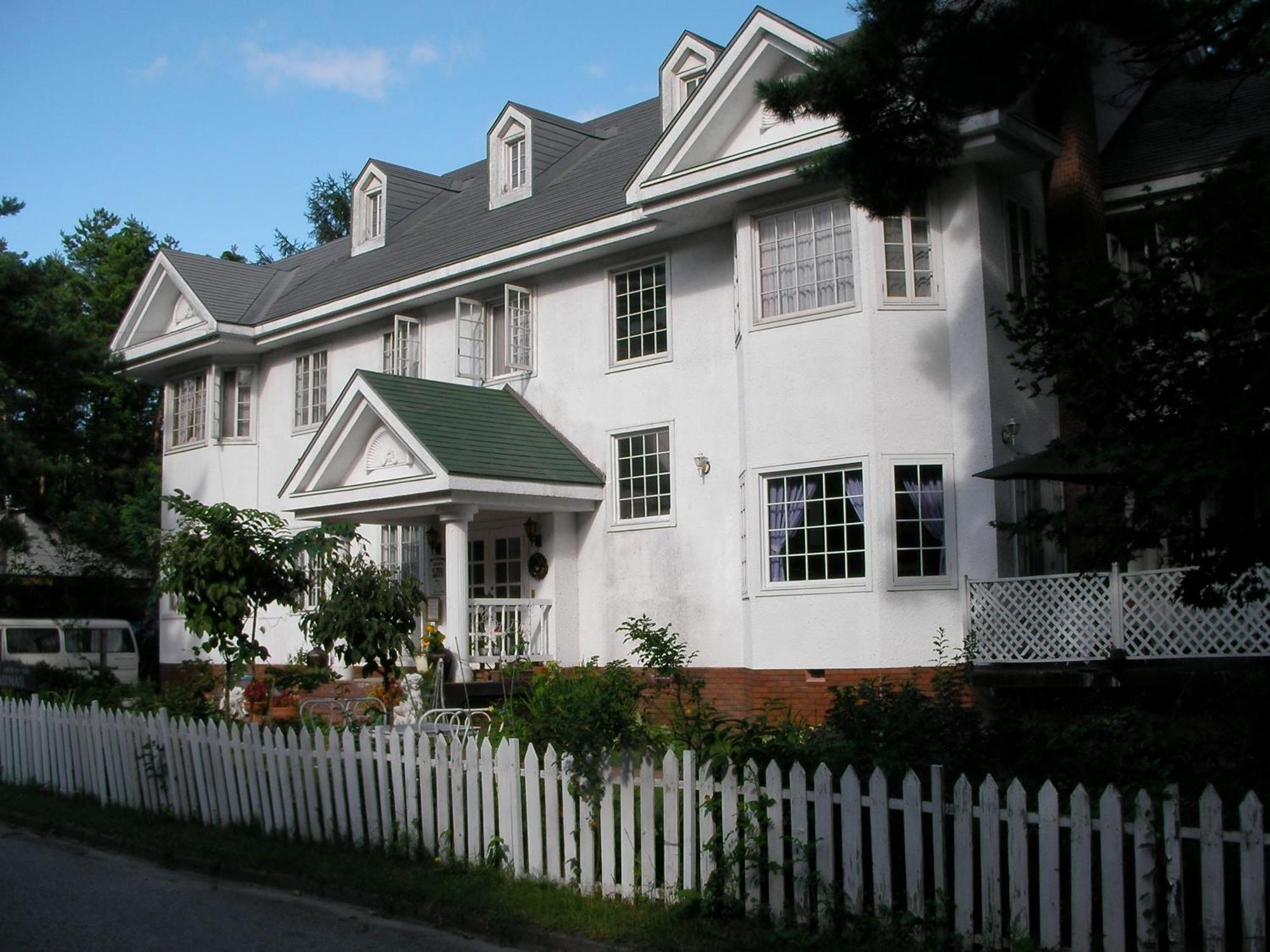 Petit Hotel And Restaurant Air Mail Hakuba Eksteriør billede